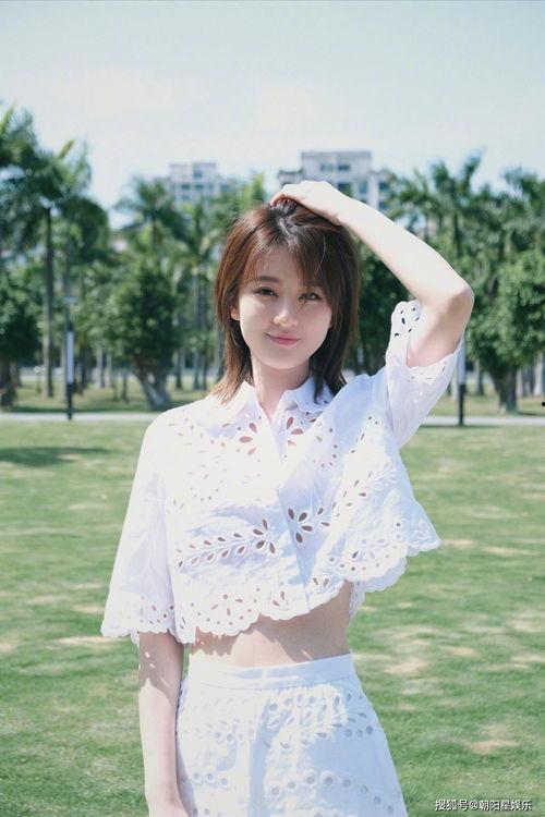 网红小雪吃瓜照片高清,高清照片揭秘幕后故事